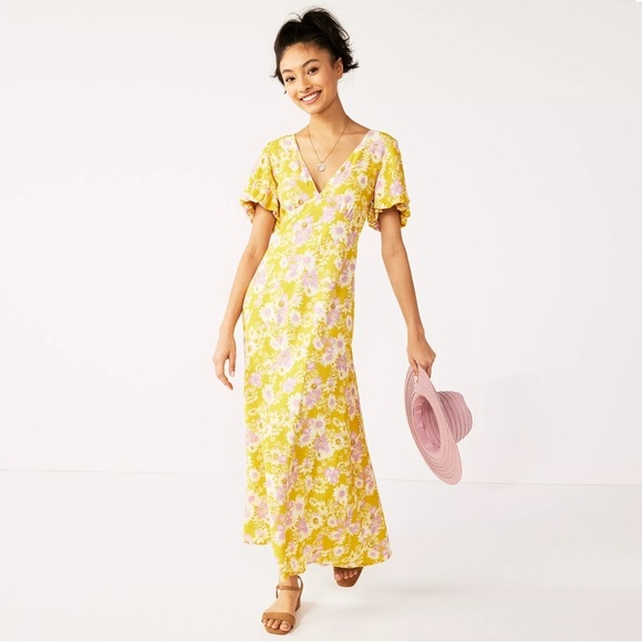 Rewind Dresses & Skirts - Rewind Maxi Floral Dress